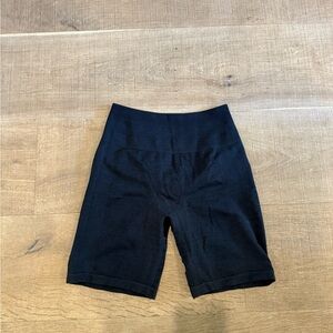 Alphalete High-Waist Black Women's Performance Shorts BLACK